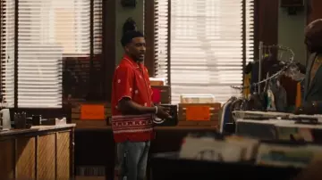 Chemise Wax London Didcot Daisy portée par Jazz (Jordan L. Jones) comme on le voit dans Bel-Air (S03E06)