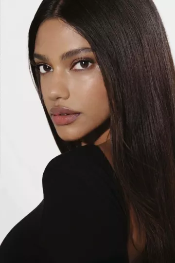 Model Letitia Fontana in Oh Polly worn by Letitia Fontana (Letitia Fontana) in letitiafontana