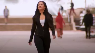 Lululemon Define Cropped Jacket Nulu In Black worn by Jenn Tran as seen in The Bachelorette (S21E07)