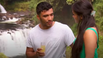 Lovers & Friends Roni Butterfly Clip worn by Jenn Tran as seen in The Bachelorette (S21E08)