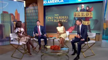 Escarpins Bottega Veneta Madame Crocodile-Effect portés par Deborah Roberts comme on le voit dans Good Morning America le 26 août 2024