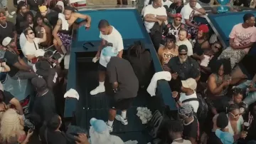 Jordan 6 Retro UNC Blanco usado por DaBaby en Trap Dickey - Blue Devils (Video Oficial)