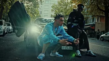 Nike Air Presto x Hello Kitty University Blue portée par Central Cee dans CENTRAL CEE X JRK 19 - BOLIDE NOIR (CLIP VIDÉO)