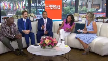 Banana Republic Franci Cashmere Padded-Shoulder Top worn by Sheinelle Jones as seen in Today on August 29, 2024