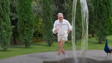 Sergio Tacchini Jimmy Tennis Shorts worn by Zeus (Jeff Goldblum) as seen in KAOS (S01E01)