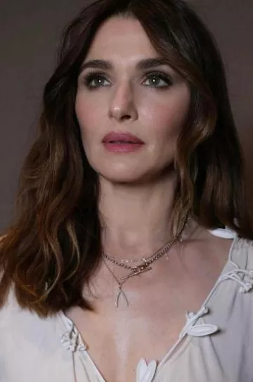 Robe Loewe en viscose portée par Rachel Weisz lors du dîner Loewe le 2 septembre 2024