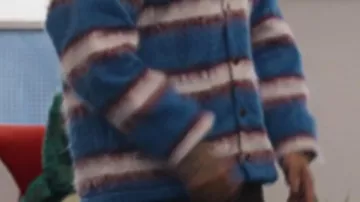 Tenues de Bel-Air : Vic Mensa porte un cardigan en maille rayée pour incarner Quentin dans la saison 3, épisode 4