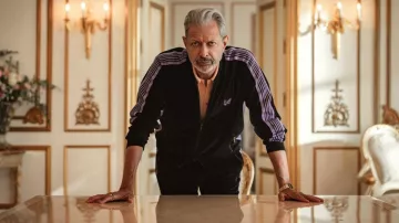 KAOS TV series Wardrobe: Jeff Goldblum is wearing Butterfly Tracksuit to portray Zeus in season 1, episode 2