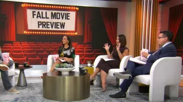 Robe midi à col montant côtelé Zara portée par Dana Jacobson comme on le voit dans CBS Mornings le 2 septembre 2024