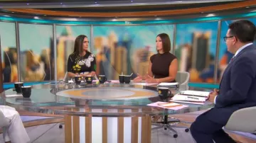 Alice + Olivia Delora Robe portée par Michelle Miller vue dans CBS Mornings le 2 septembre 2024