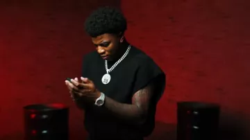 Sweat-shirt Rick Owens DRKSHDW Black Tatlin porté par Yungeen Ace dans Yungeen Ace - Who Ready (Clip Officiel)