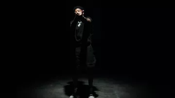 Rick Owens Baskets montantes en cuir délavé noir portées par Yungeen Ace dans Yungeen Ace - Who Ready (Official Music Video)