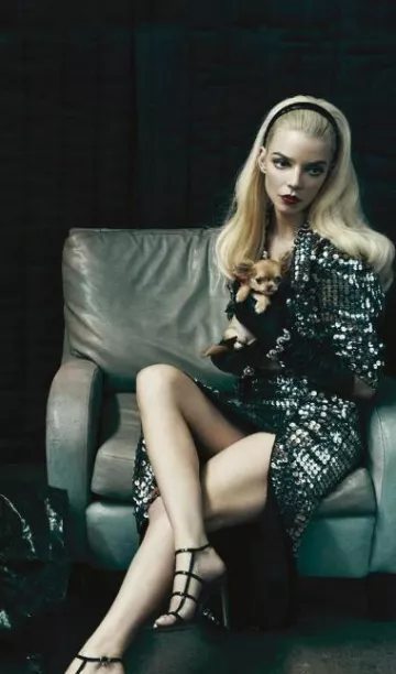 Sandalias Mondry de Gianvito Rossi usadas por Anya Taylor-Joy en Hong Kong en septiembre de 2024