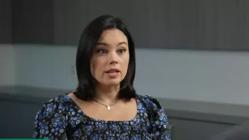 GAP Puff Sleeve Smocked Floral Mini Dress worn by Jo Ling Kent as seen in CBS Mornings on  September 5, 2024