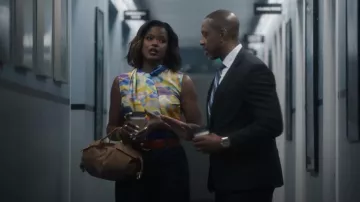 Loewe Paseo Bag worn by Vivian Banks (Cassandra Freeman) as seen in Bel-Air (S03E09)