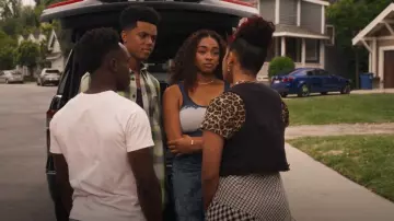 Haut court Diesel M-Deidrina porté par Lisa Wilkes (Simone Joy Jones) comme on le voit dans Bel-Air (S03E10)