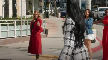 Guess Eliza Manteau en laine mélangée porté par Nicole Young comme on le voit dans Selling Sunset (S08E04)