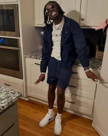Short de survêtement Nike Midnight Navy Flow porté par SleazyWorld Allez sur le compte Instagram @sleazyworld_go