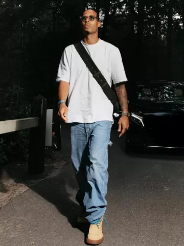 Bottega Veneta Beige & Blue Lace Haddock Boots worn by Virgil van Dijk on the Instagram account @virgilvandijk