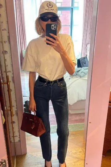 Coque en silicone Apple Iphone portée par Elsa Hosk sur son Instagram le 9 septembre 2024