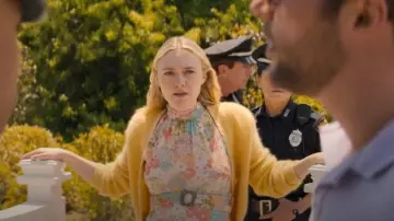 Jacquemus Lazo Knitted Cardigan worn by Abby Winbury (Dakota Fanning) as seen in The Perfect Couple (S01E02)