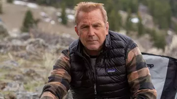 Yellowstone: One Fifty - Outfits: Kevin Costner is wearing Patagonia vest jacket in season 1 of the docu-series