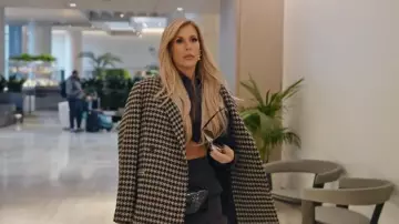 Anine Bing Kaia Houndstooth Blazer worn by Tracy Tutor as seen in Million Dollar Listing Los Angeles (S15E10)
