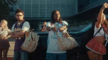 Mitchell & Ness 1983 Caroline du Nord #23 Jordan Jersey porté par Babyface Ray dans Babyface Ray, Veeze - Wavy Navy University (Vidéo officielle)