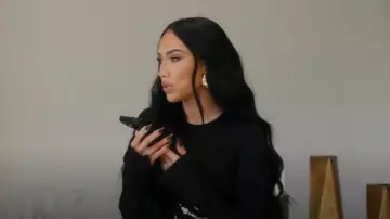 Bottega Veneta Pendientes Colgantes Grandes usados por Breana Tiesi como se ve en Selling Sunset (S08E07)