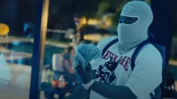Pasamontañas Chanel Cream Fleece CC Patch usado por BossMan Dlow en BossMan Dlow - Shake Dat Ass (Twerk Song) [Video Oficial]
