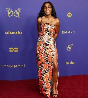 Bottega Veneta Ellipse Large Earrings worn by Ayo Edebiri at Emmy Awards on September 15, 2024