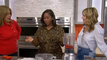 Steve Madden Tori Dress in Toffee worn by Kiano Moju as seen in Today with Hoda & Jenna on September 13, 2024