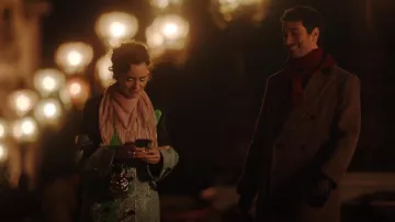 Giambattista Valli Esopo Clutch Bag worn by Emily Cooper (Lily Collins) as seen in Emily in Paris (S04E08)