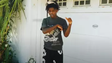 Denim Tears Black Cotton Wreath Sweatshorts worn by Quando Rondo in Quando Rondo - 16hunnit [Official Video]