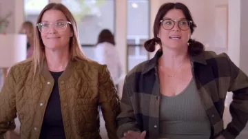 Anthropologie Eldridge Plaid Shirt Jacket porté par Lyndsay Lamb comme on le voit dans Unvendable Houses (S05E02)