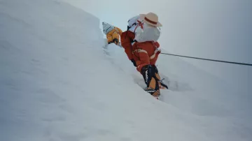 Inoxtag wears Scarpa mountaineering boots in its documentary Kaizen: 1 year to climb Everest!