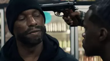 Atuendos de la película de 1992: Mercer Bey (Tyrese Gibson) lleva gorro negro