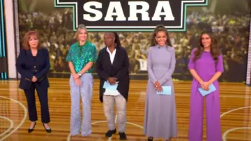 Veronica Beard Anoki Denim Dickey Jacket portée par Joy Behar comme on le voit dans The View le 18 septembre 2024