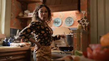 Veronica Beard Marion Dress worn by Inez (Daphne Rubin-Vega) as seen in Only Murders in the Building (S04E02)