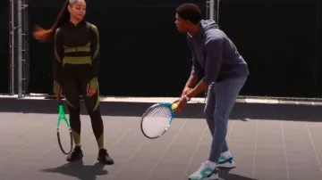 Zapatillas Nike Air Huarache Athletic Club Aqua Teal usadas por Orlando 'Lando' Johnson (Martin Bobb-Semple) como se ve en All American: Homecoming (S03E11)