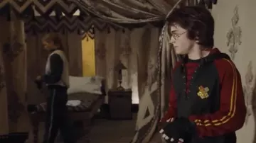 Harry Potter and the Goblet of Fire Movie Costumes: Harry Potter (Daniel Radcliffe) wears a Hogwarts hoodie to compete in the Triwizard Tournament
