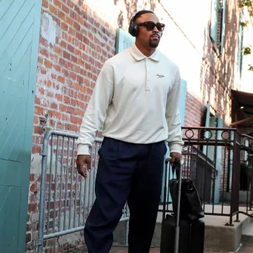 Gucci Black Square Sunglasses worn by Jalen Hurts on the Instagram account @philadelphiaeagles