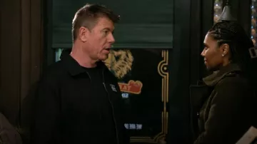 Dickies Eisenhower Veste portée par Moose (Jimmy Dunn) comme on le voit dans Frasier (S02E02)