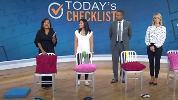 Veja Campo Leather Sneakers worn by Karena Wu as seen in Today on September 24, 2024