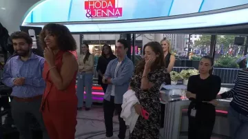 Veronica Beard Arte Pant in Brick Red worn by Talia Parkinson-jones as seen in Today with Hoda & Jenna on September 26, 2024