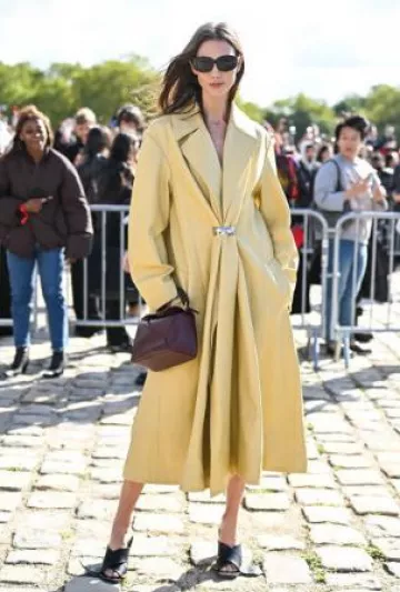 Loewe Small Puzzle Bag in Mellow Calfskin worn by Karlie Kloss at Loewe Show on September 27, 2024