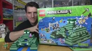 Minecraft Ocean Monument de Lego a montré à Thomas Panke dans Darling, I Shrunk the Ocean Monument ! LEGO® Minecraft 21136 Vidéo YouTube