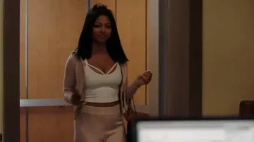 Hollister Gilly Hicks Pants worn by Thea Mays (Camille Hyde) as seen in All American: Homecoming (S03E13)