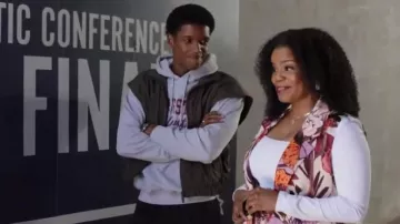 Kobi Halperin Georgia Floral Long Vest worn by Amara Patterson (Kelly Jenrette) as seen in All American: Homecoming (S03E13)