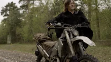 Vehicles of The Walking Dead: Daryl Dixon: KTM 525 EXC Motorcycle used by Daryl Dixon (Norman Reedus) in season 1, episode 5